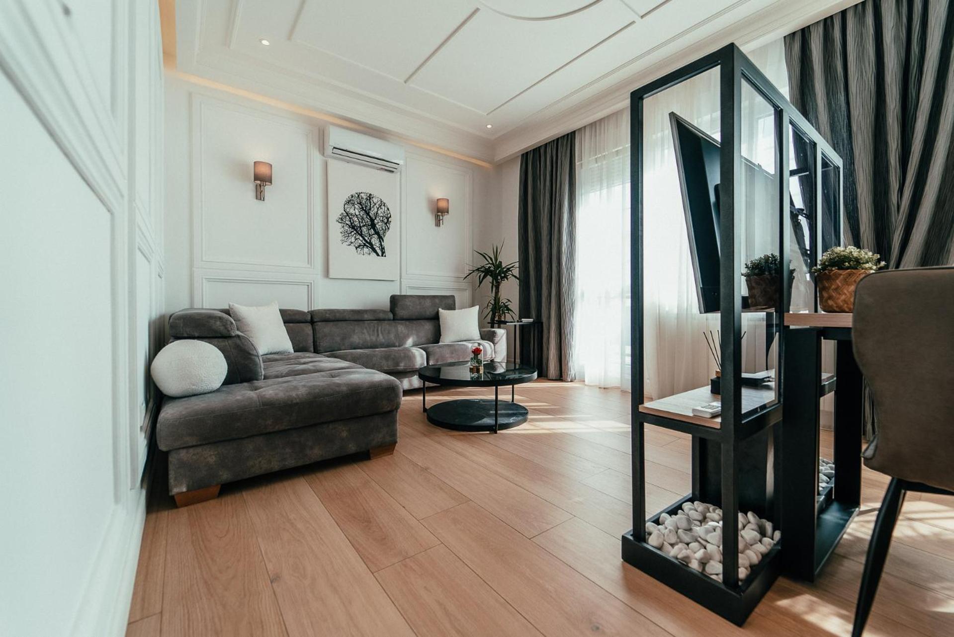 Biarritz Luxury Apartments Belgrade Exterior photo